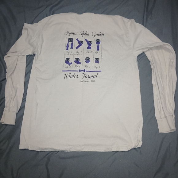 Nice sorority sweater from 2015 - Picture 3 of 3